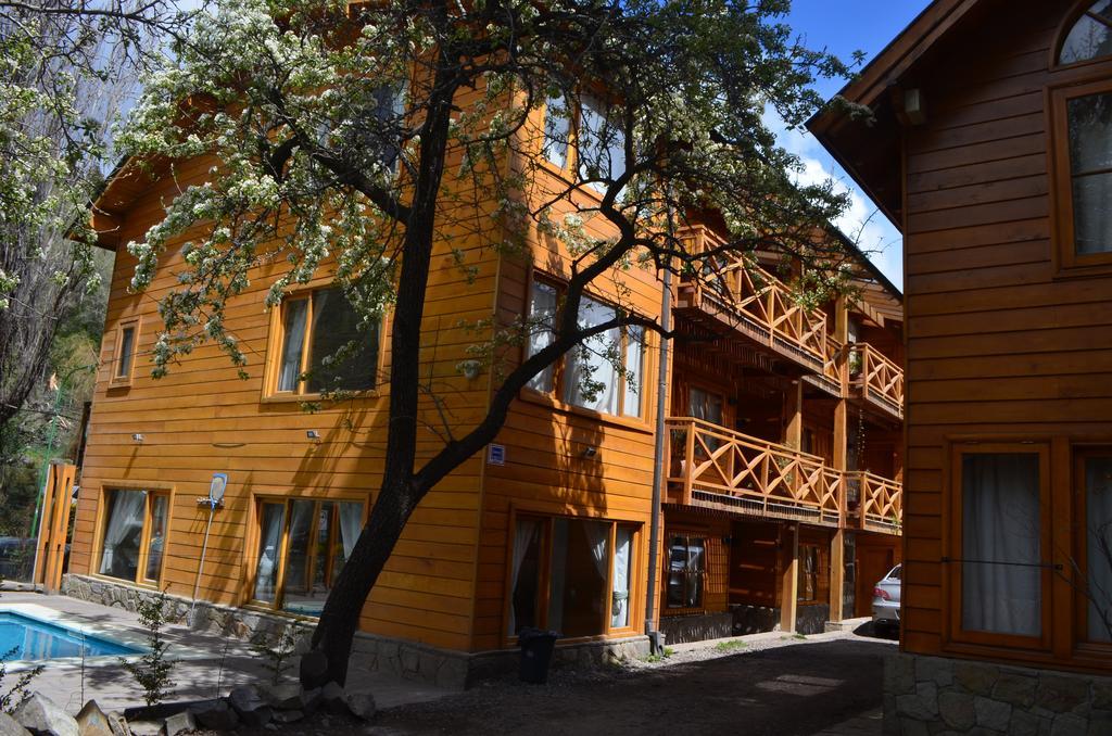 Apart Hotel Robles Del Sur San Martín de los Andes Dış mekan fotoğraf