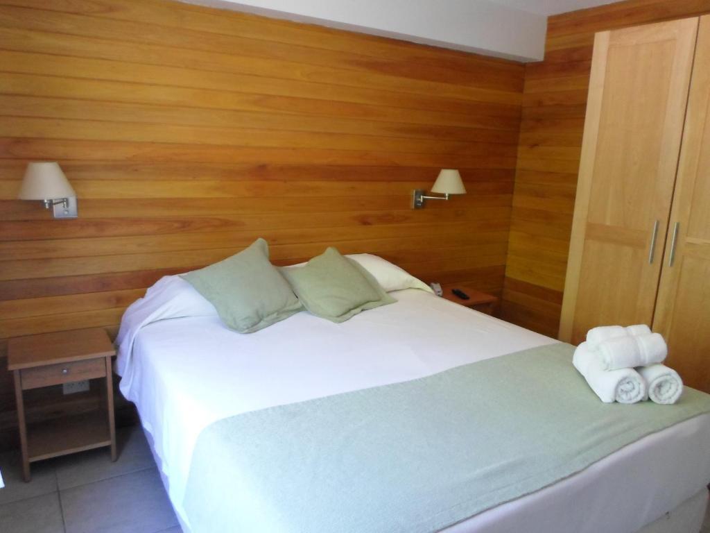 Apart Hotel Robles Del Sur San Martín de los Andes Oda fotoğraf