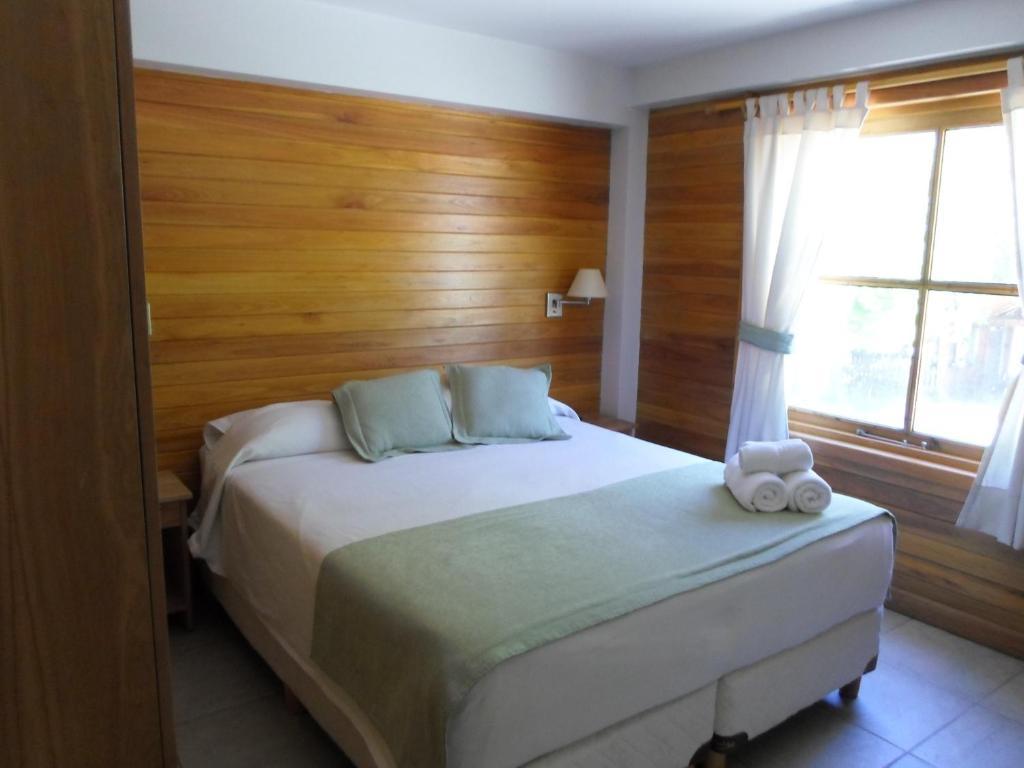 Apart Hotel Robles Del Sur San Martín de los Andes Oda fotoğraf